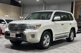 Toyota LandCruiser GXR